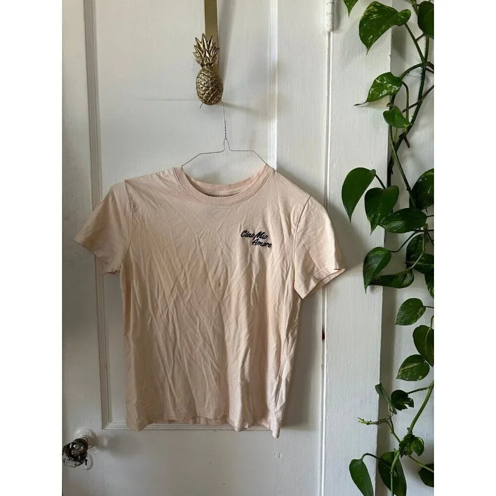 Forever21 Women’s size small Ciao Mio Amore shirt